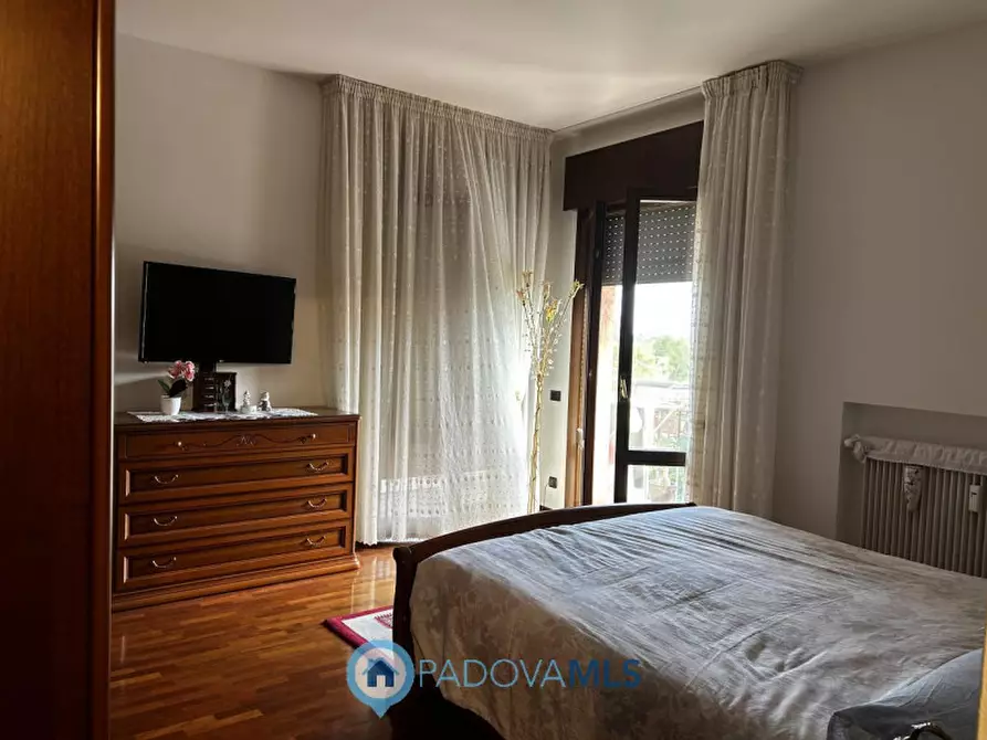 Immagine 12 di Appartamento in vendita  in via salvatore vinciguerra a Padova
