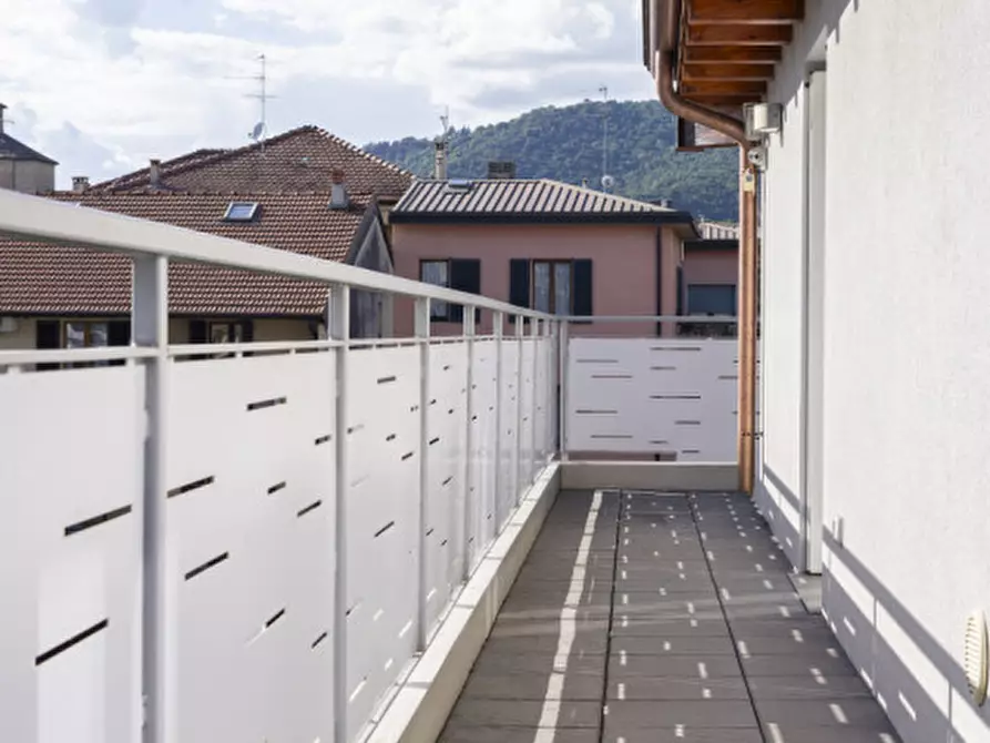 Immagine 30 di Attico in vendita  in via buratti 9 a Bergamo