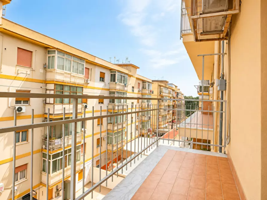 Immagine 10 di Appartamento in vendita  in via petrulla a Palermo