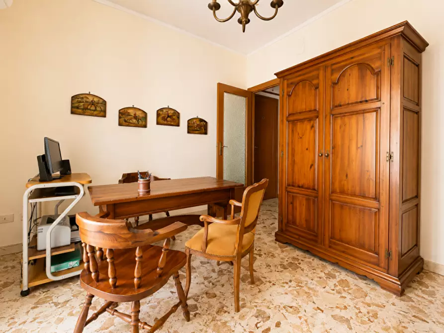 Immagine 15 di Appartamento in vendita  in via petrulla a Palermo