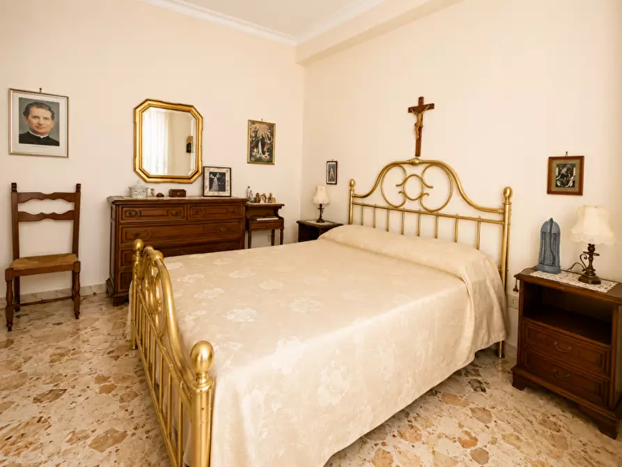 Immagine 19 di Appartamento in vendita  in via petrulla a Palermo