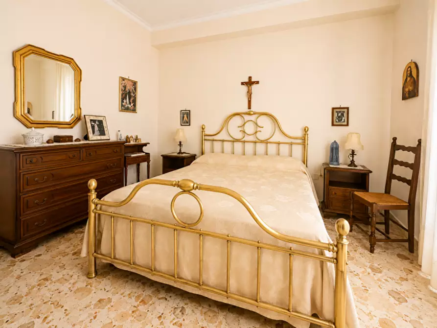 Immagine 20 di Appartamento in vendita  in via petrulla a Palermo