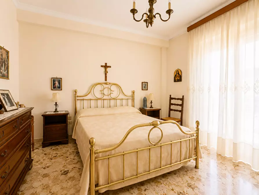 Immagine 21 di Appartamento in vendita  in via petrulla a Palermo