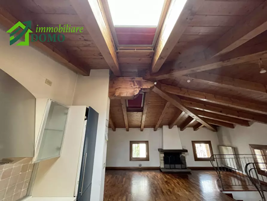Immagine 13 di Appartamento in vendita  in schio a Schio