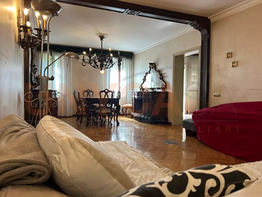 Immagine 5 di Villa in vendita  in Via Giambattista Morgagni a Padova