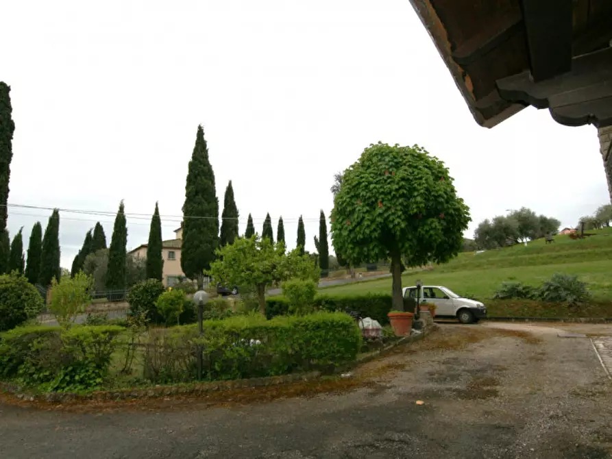 Immagine 3 di Casa indipendente in vendita  a Cortona