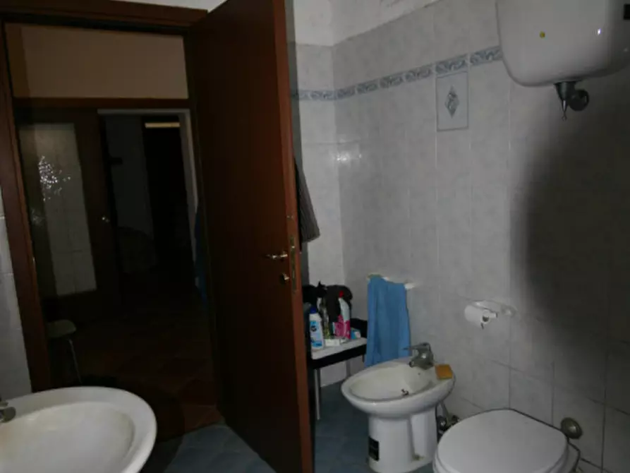 Immagine 17 di Casa indipendente in vendita  a Cortona