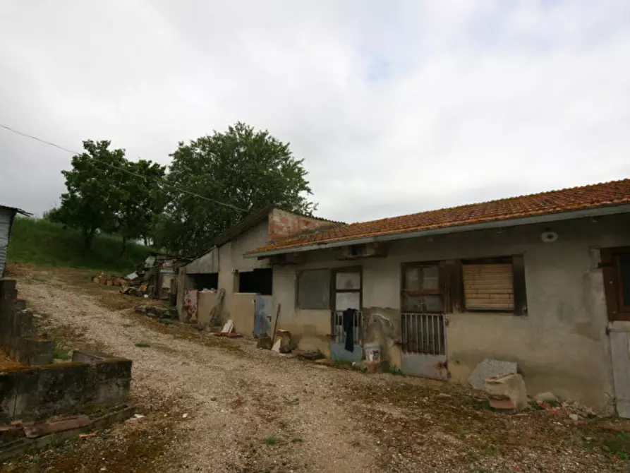 Immagine 20 di Casa indipendente in vendita  a Cortona