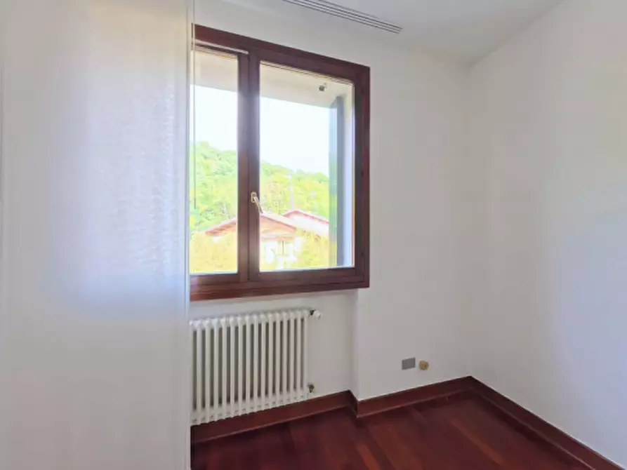 Immagine 10 di Appartamento in vendita  a Este