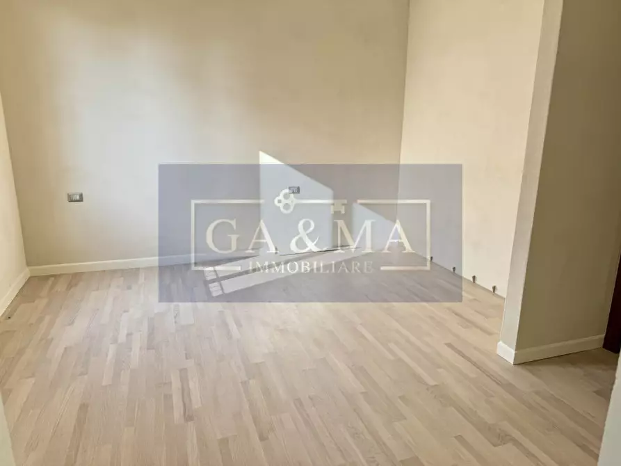 Immagine 18 di Appartamento in vendita  in Strada Traversetolo 324 a Parma
