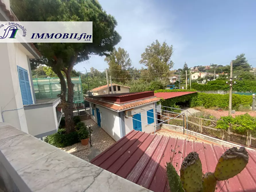 Immagine 11 di Villa in vendita  in contrada stazzone a Casteldaccia