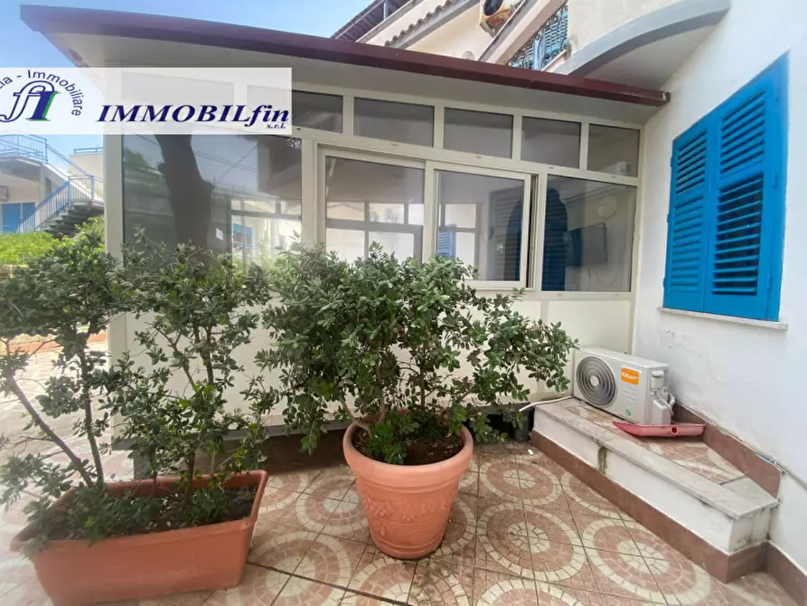 Immagine 25 di Villa in vendita  in contrada stazzone a Casteldaccia