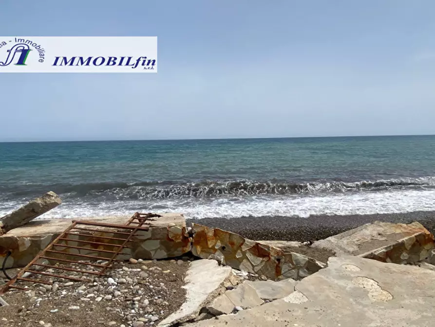 Immagine 39 di Villa in vendita  in contrada stazzone a Casteldaccia