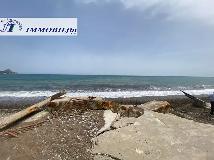 Immagine 40 di Villa in vendita  in contrada stazzone a Casteldaccia