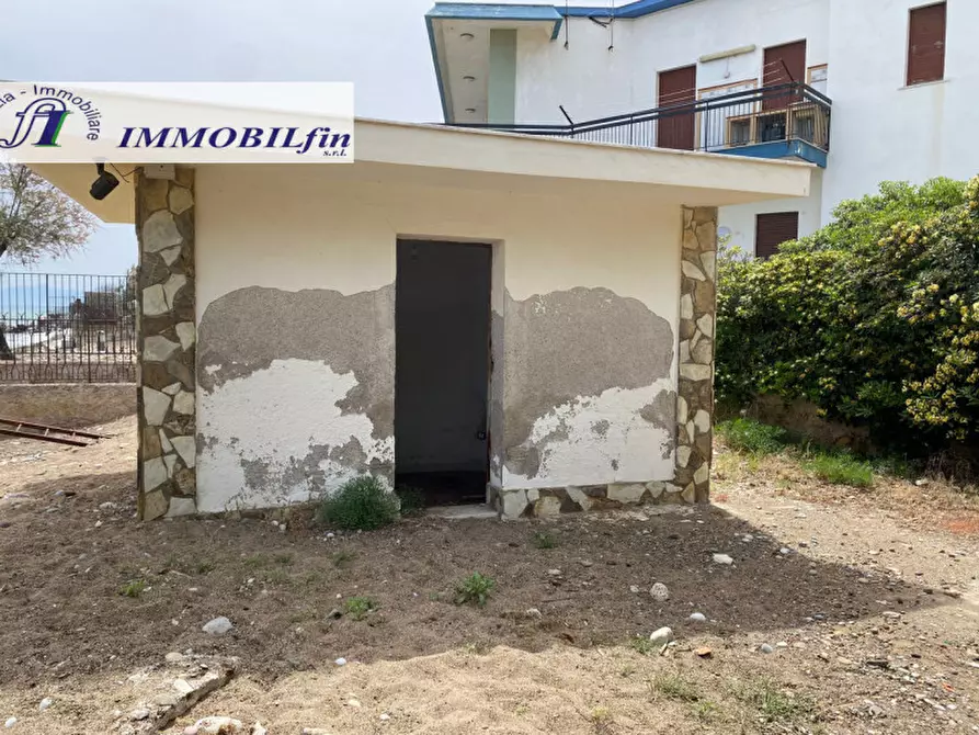 Immagine 42 di Villa in vendita  in contrada stazzone a Casteldaccia