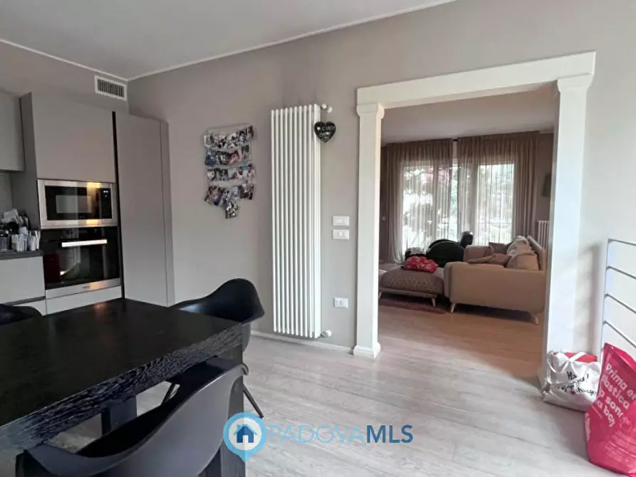 Immagine 10 di Casa bifamiliare in vendita  in via Umago a Padova