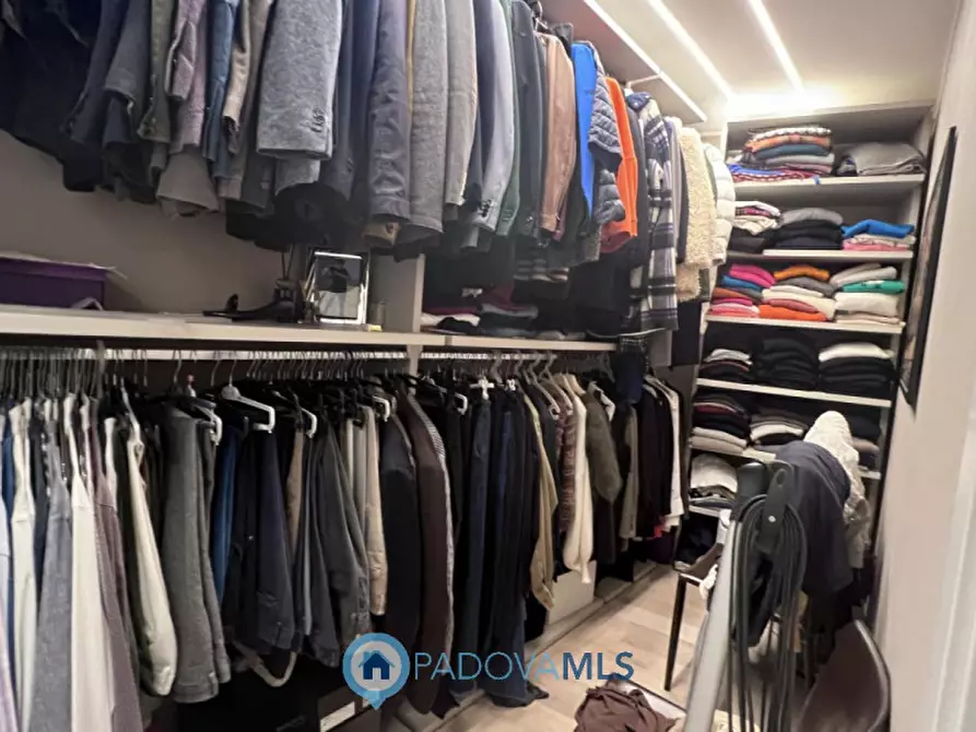 Immagine 27 di Casa bifamiliare in vendita  in via Umago a Padova