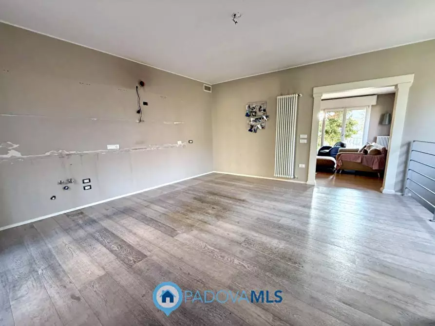Immagine 41 di Casa bifamiliare in vendita  in via Umago a Padova