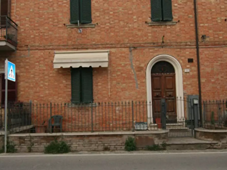 Immagine 1 di Casa indipendente in vendita  a Montepulciano