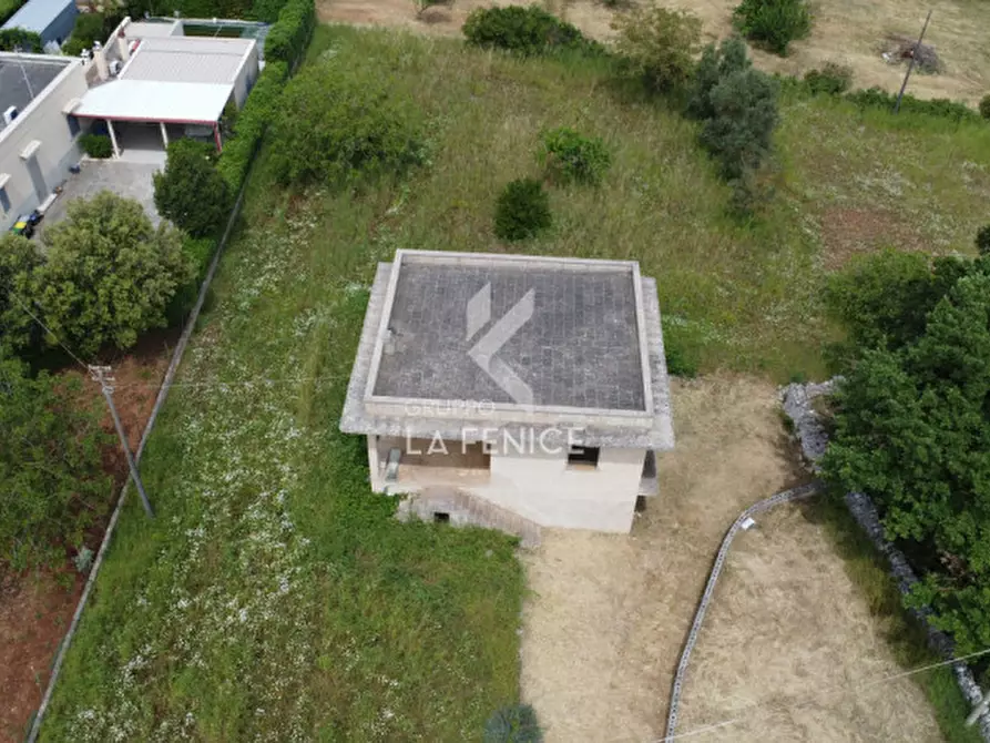 Immagine 2 di Villa in vendita  in strada votano a Martina Franca