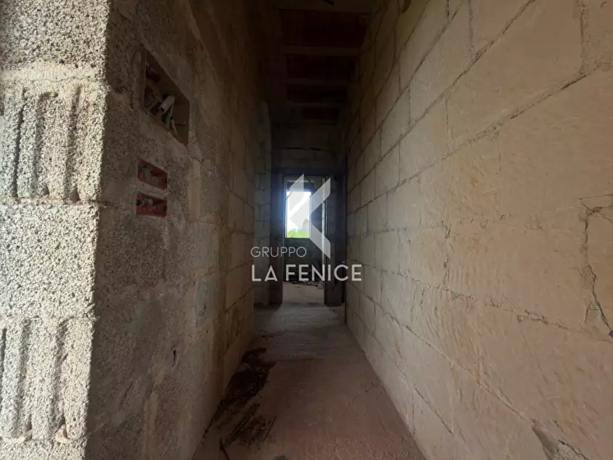 Immagine 13 di Villa in vendita  in strada votano a Martina Franca
