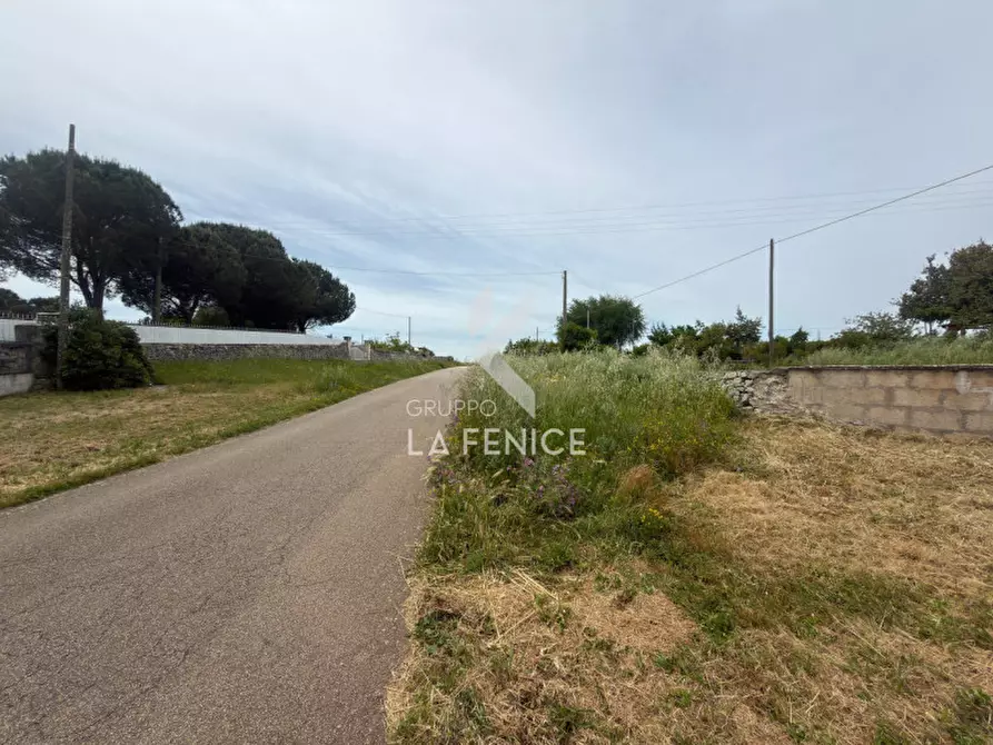 Immagine 26 di Villa in vendita  in strada votano a Martina Franca