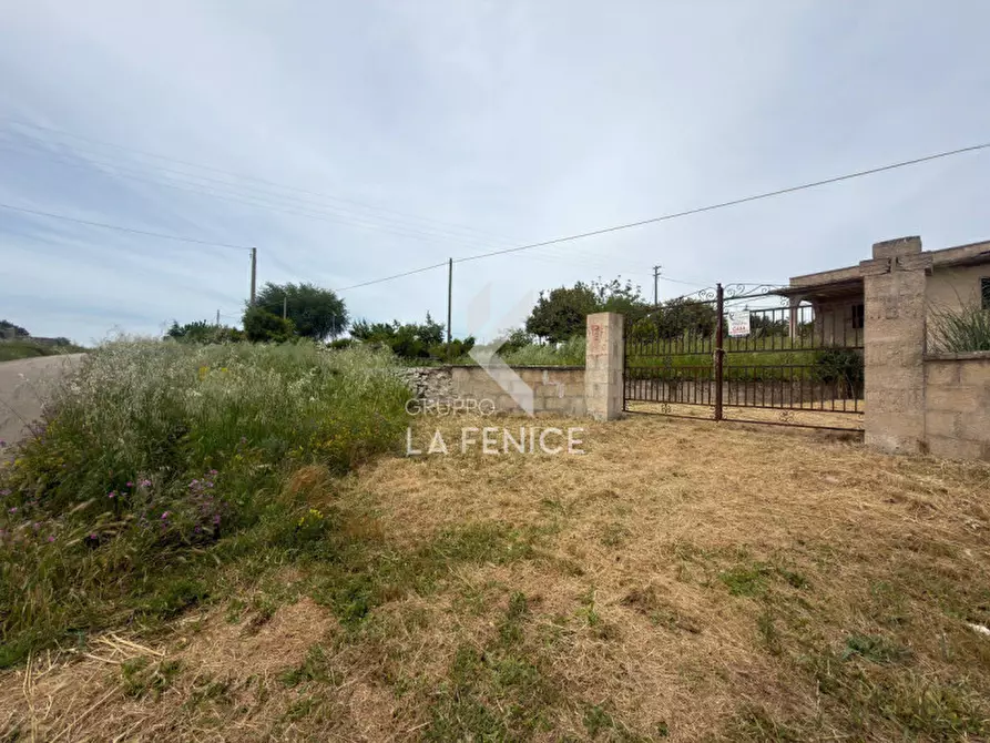 Immagine 27 di Villa in vendita  in strada votano a Martina Franca