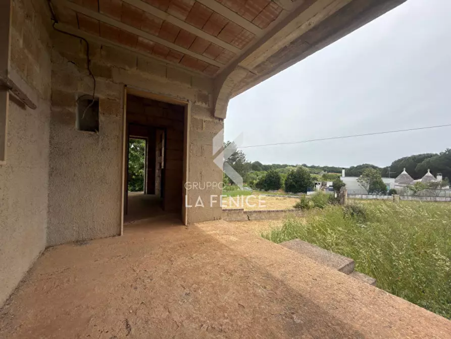 Immagine 32 di Villa in vendita  in strada votano a Martina Franca
