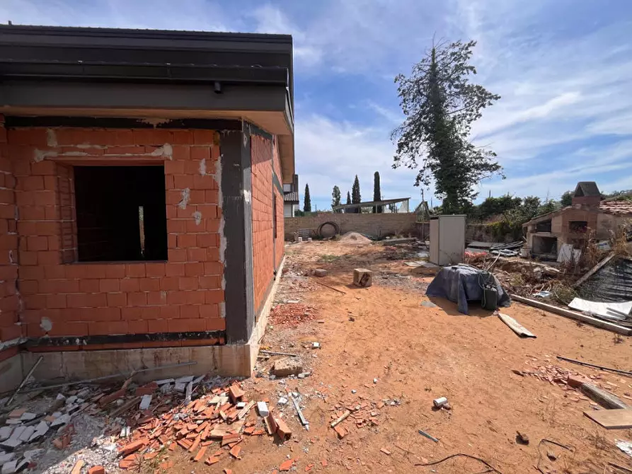 Immagine 16 di Villetta a schiera in vendita  in VIA SOLFERINO a Anzio