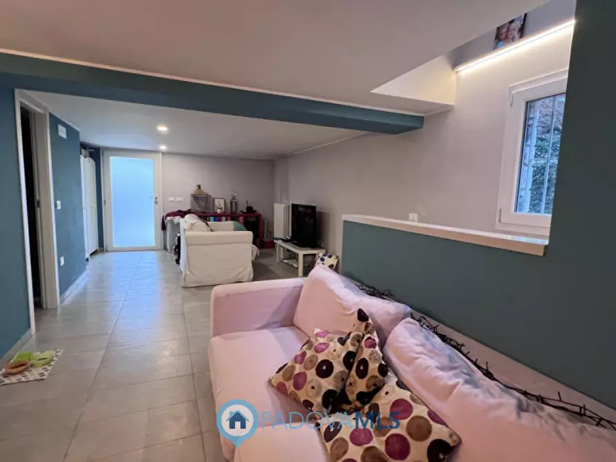 Immagine 15 di Casa bifamiliare in vendita  in via umago a Padova