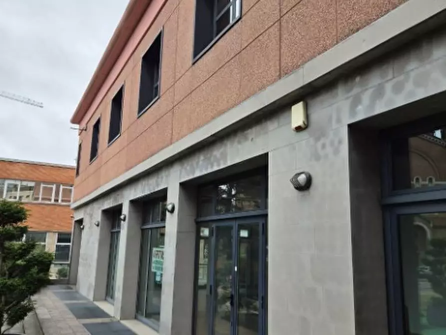 Immagine 9 di Attività commerciale in affitto  in Zona tribunale nuovo Padova a Padova