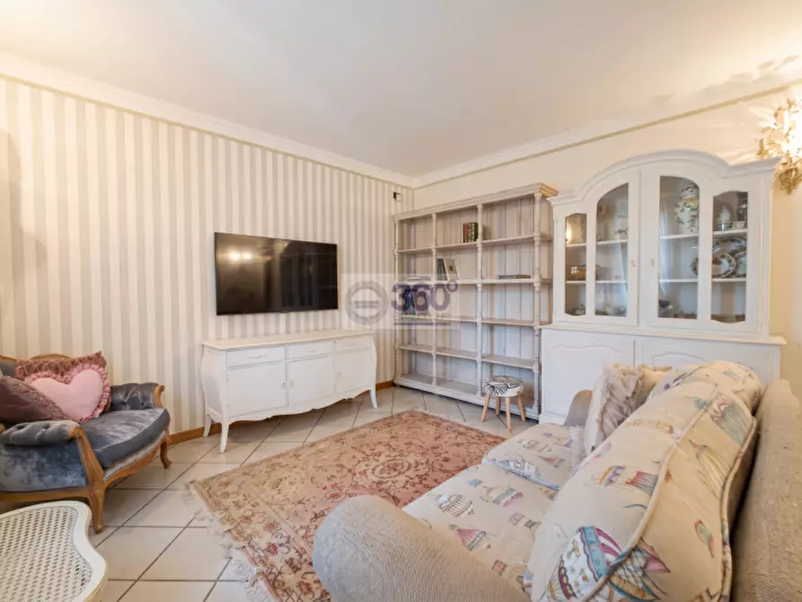 Immagine 6 di Appartamento in vendita  in Via Fenice a Adro