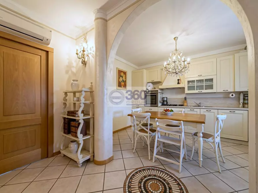 Immagine 7 di Appartamento in vendita  in Via Fenice a Adro