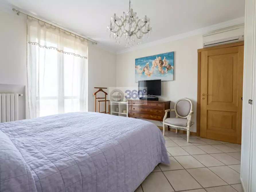 Immagine 11 di Appartamento in vendita  in Via Fenice a Adro