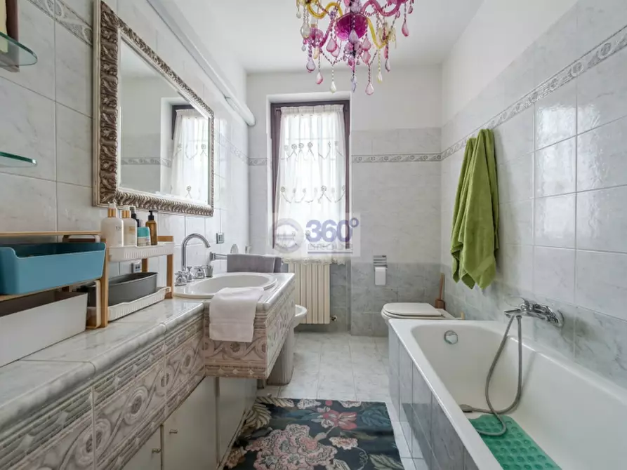 Immagine 14 di Appartamento in vendita  in Via Fenice a Adro