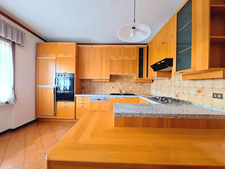 Immagine 3 di Villa in vendita  in via livel 73 a Cappella Maggiore