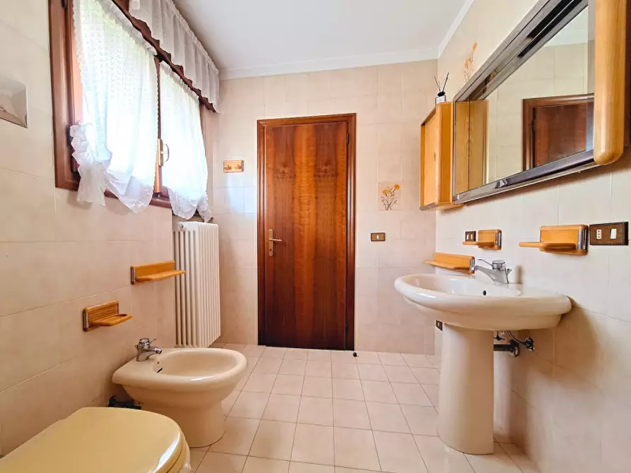 Immagine 11 di Villa in vendita  in via livel 73 a Cappella Maggiore