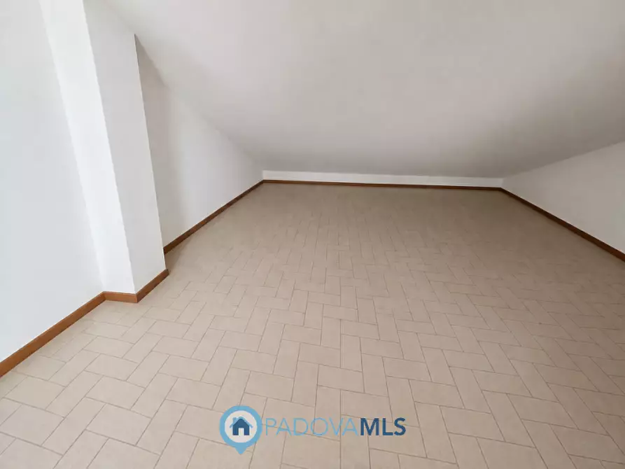 Immagine 9 di Appartamento in vendita  in Via Galileo Galilei a Albignasego