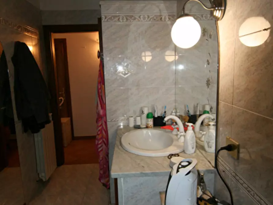 Immagine 12 di Casa indipendente in vendita  a Foiano Della Chiana
