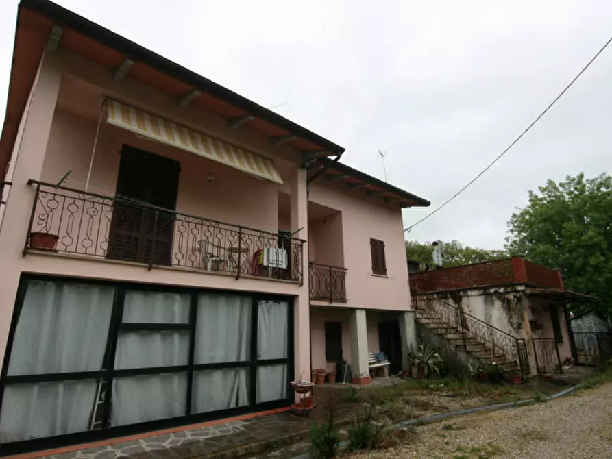 Immagine 15 di Casa indipendente in vendita  a Foiano Della Chiana