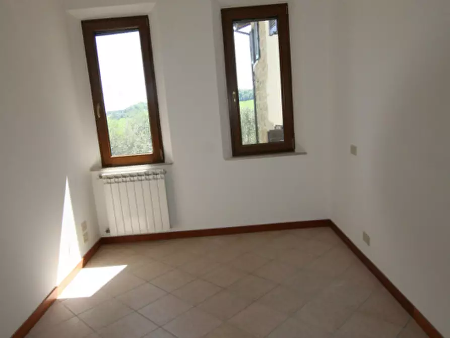 Immagine 13 di Appartamento in affitto  a Torrita Di Siena