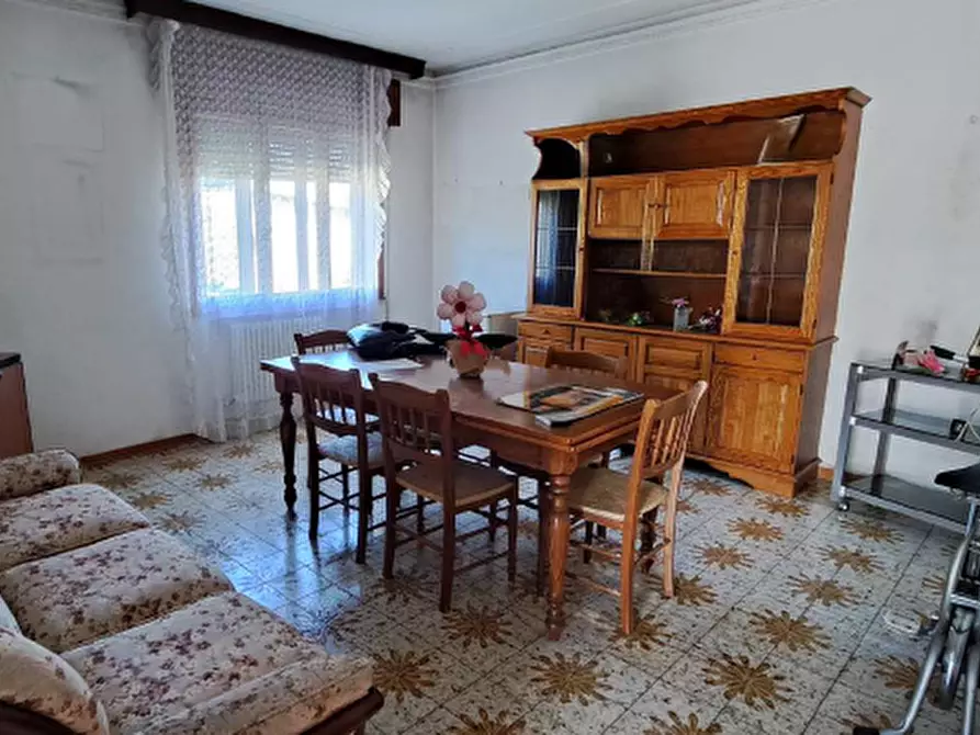 Immagine 2 di Casa indipendente in vendita  in Via Gorizia, 20 a Campagna Lupia