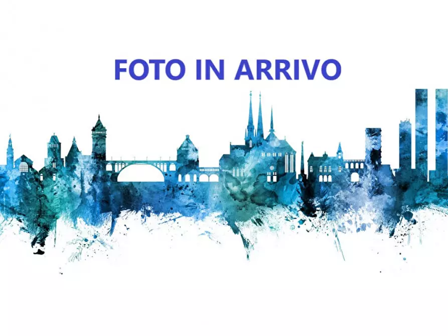 Immagine 4 di Appartamento in vendita  in Via della Casetta Mattei a Roma