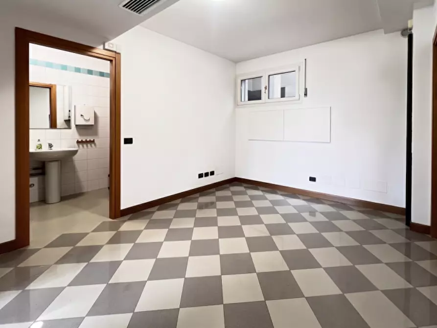 Immagine 4 di Appartamento in vendita  a Castelfranco Veneto