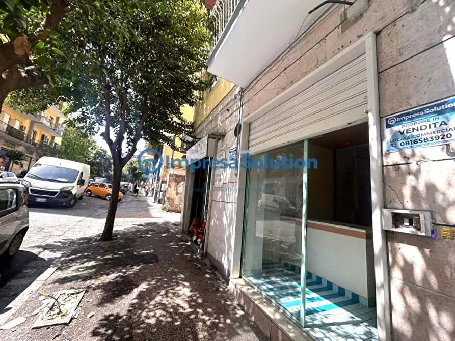 Immagine 5 di Negozio in vendita  in Via Giuseppe Orsi a Napoli