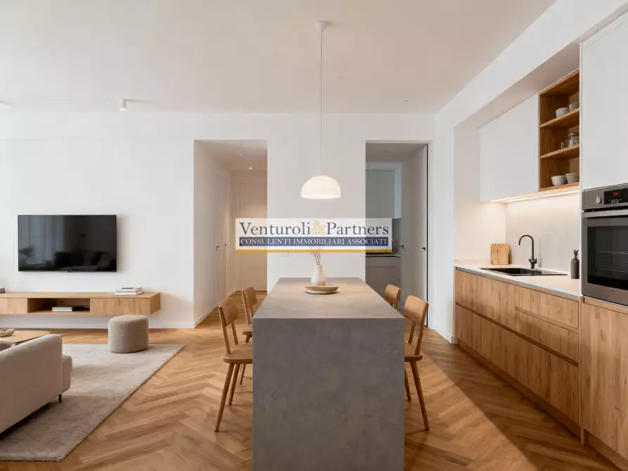Immagine 3 di Rustico / casale in vendita  in Via G. Rovetta a Padenghe Sul Garda
