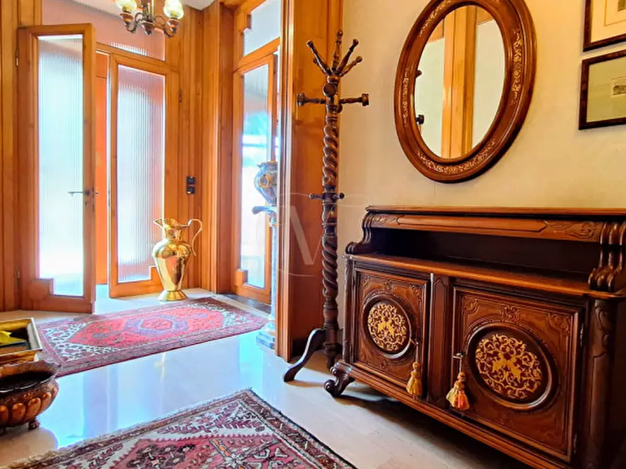 Immagine 2 di Casa indipendente in vendita  in Via Matteazzi a Vicenza