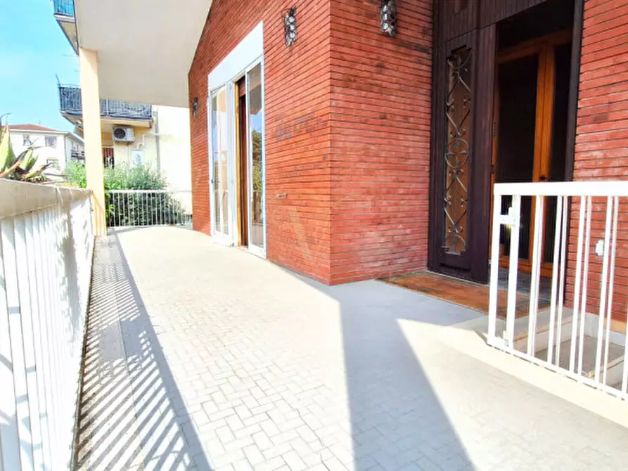 Immagine 4 di Casa indipendente in vendita  in Via Matteazzi a Vicenza