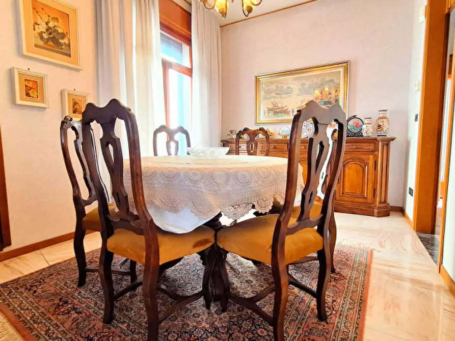Immagine 13 di Casa indipendente in vendita  in Via Matteazzi a Vicenza