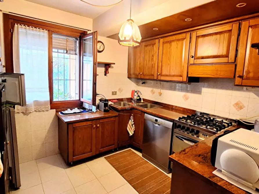 Immagine 44 di Casa indipendente in vendita  in Via Matteazzi a Vicenza